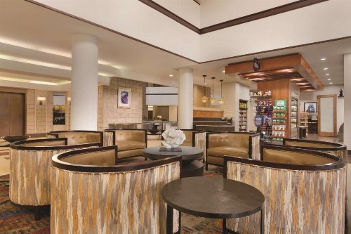 Embassy Suites by Hilton Orlando International Drive ICON Park - image 6