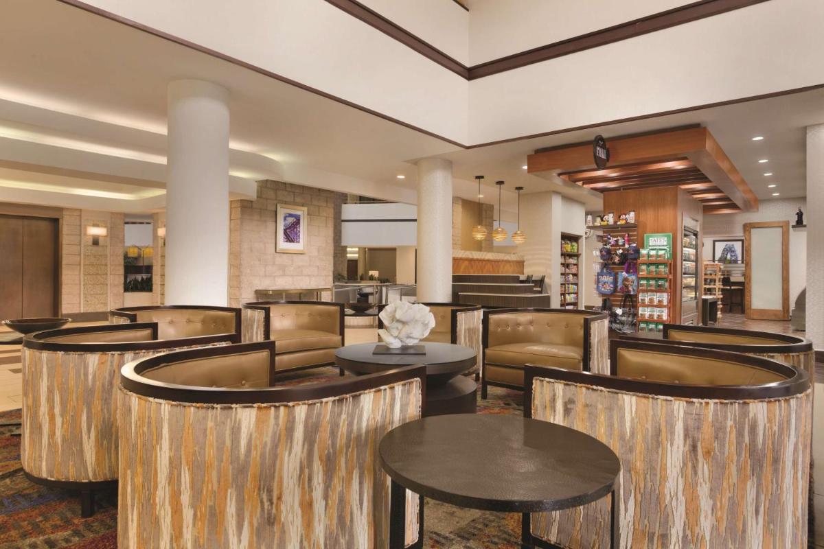 Embassy Suites by Hilton Orlando International Drive ICON Park - image 6