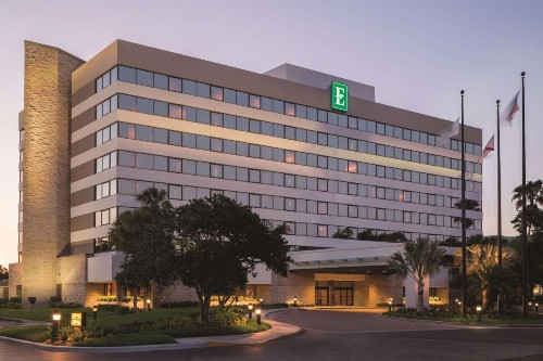 Embassy Suites by Hilton Orlando International Drive ICON Park - image 7