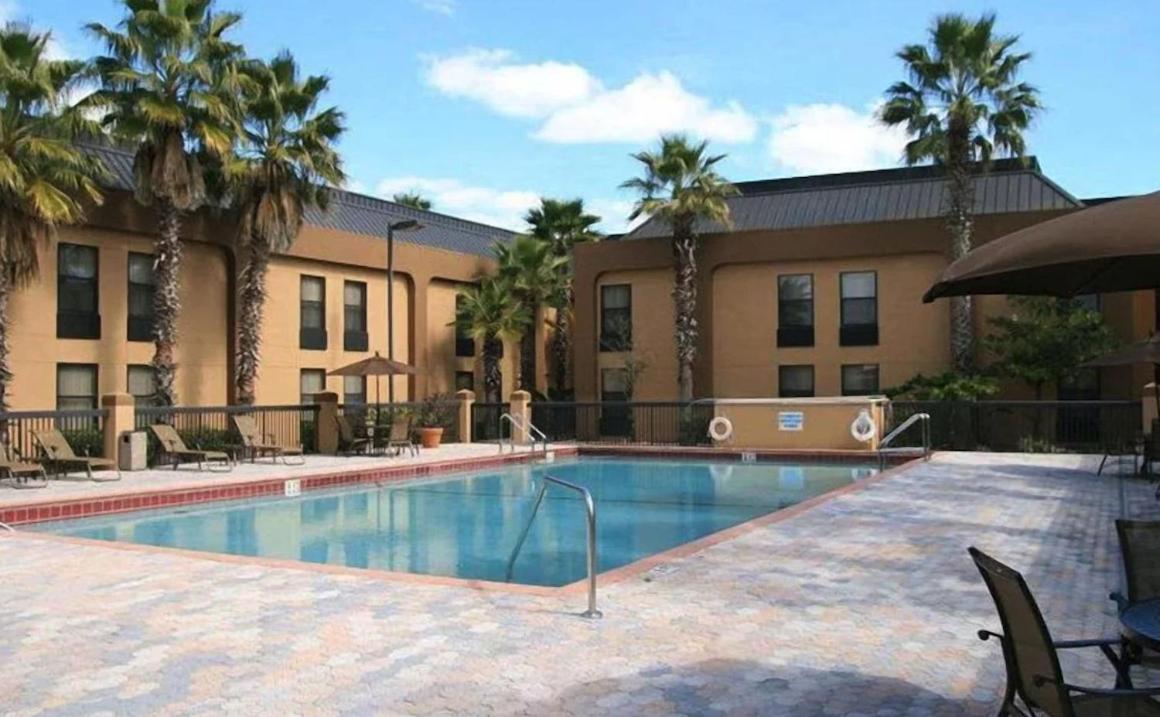 Ramada by Wyndham Orlando Florida Mall - main image