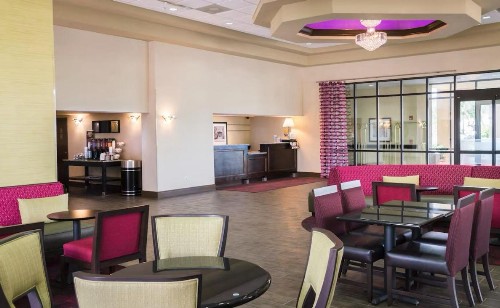 Ramada by Wyndham Orlando Florida Mall - image 5