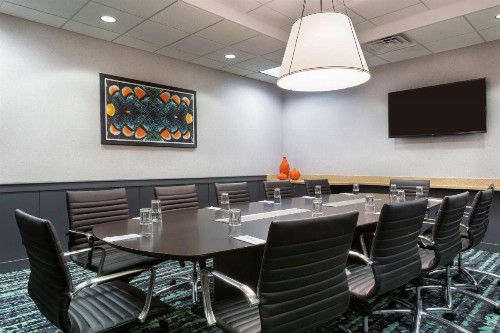 Embassy Suites Orlando - Airport - image 7
