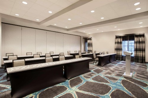 Embassy Suites Orlando - Airport - image 8