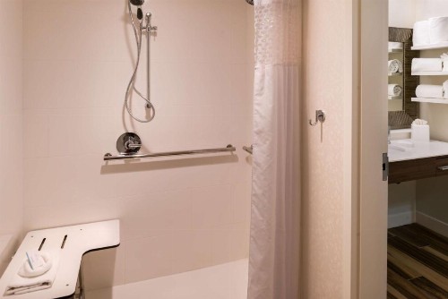 Hampton Inn & Suites Orlando-East UCF - image 18