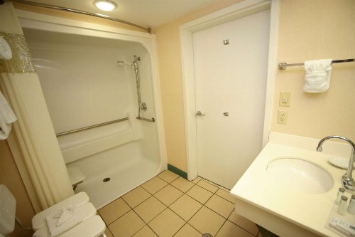 Hampton Inn & Suites Orlando-East UCF - image 25