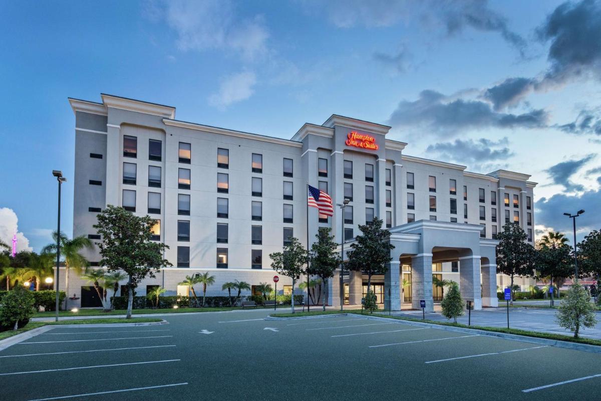 Hampton Inn & Suites Orlando International Drive North - main image