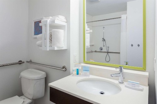 Hampton Inn & Suites Orlando International Drive North - image 13