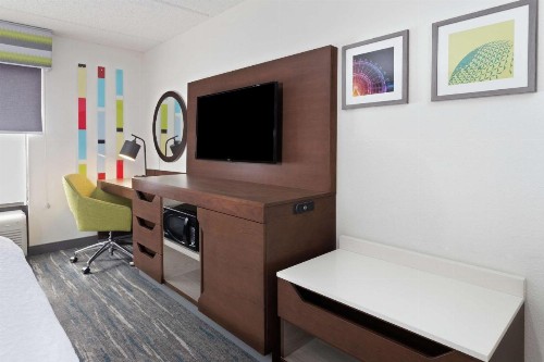 Hampton Inn & Suites Orlando International Drive North - image 23