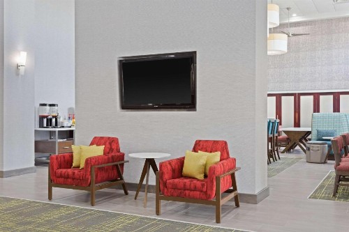 Hampton Inn & Suites Orlando International Drive North - image 3