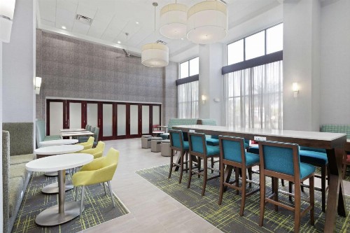 Hampton Inn & Suites Orlando International Drive North - image 40