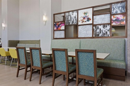 Hampton Inn & Suites Orlando International Drive North - image 7