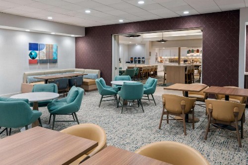 Homewood Suites by Hilton Orlando-Nearest to Universal Studios - image 10