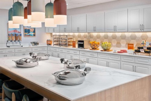 Homewood Suites by Hilton Orlando-Nearest to Universal Studios - image 16