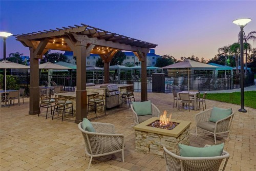 Homewood Suites by Hilton Orlando-Nearest to Universal Studios - image 2