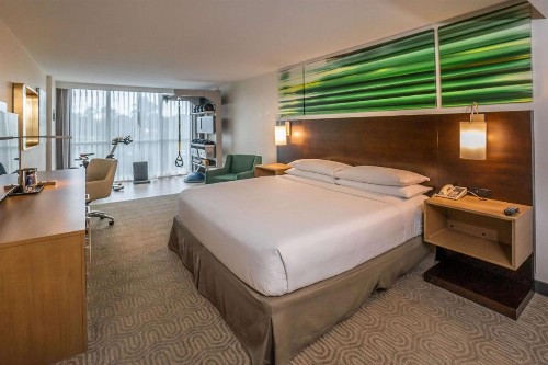 DoubleTree by Hilton at the Entrance to Universal Orlando - image 39