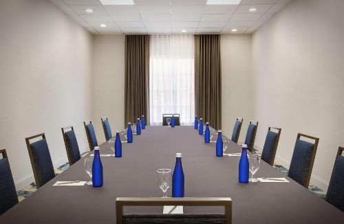 Embassy Suites by Hilton Orlando International Drive Convention Center - image 25