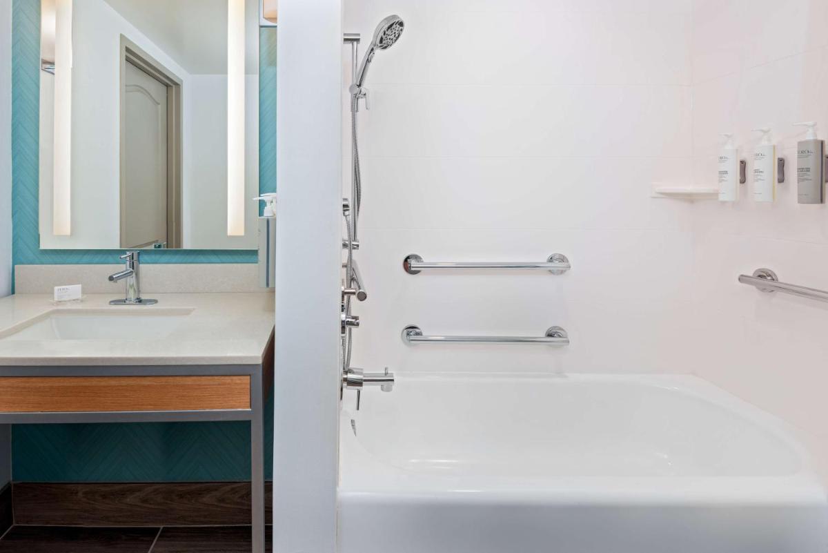 Hilton Garden Inn Orlando International Drive North - image 5