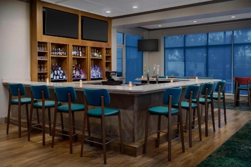 Hilton Garden Inn Orlando at SeaWorld - image 29