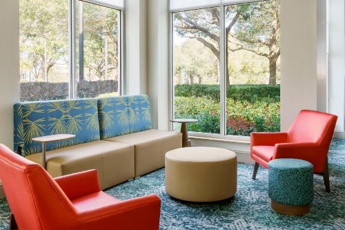 Hilton Garden Inn Orlando at SeaWorld - image 3