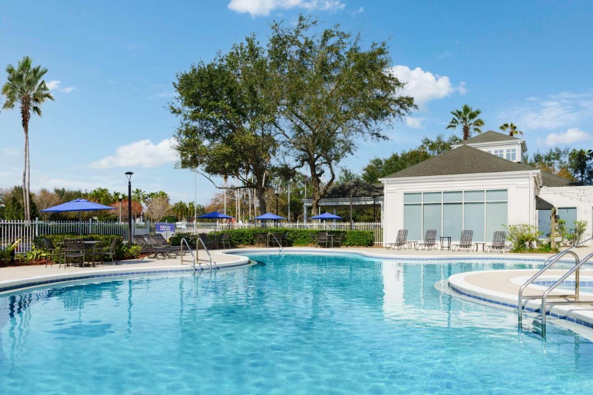 Hilton Garden Inn Orlando at SeaWorld - image 6