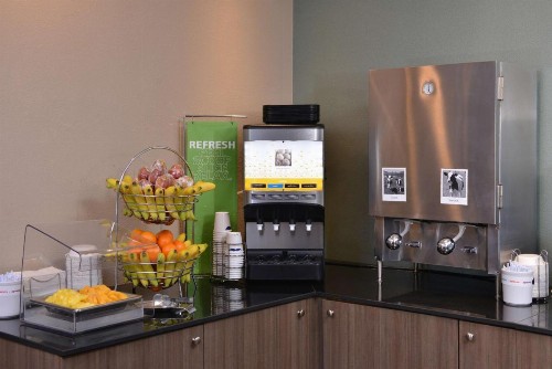 Hampton Inn Closest to Universal Orlando - image 11