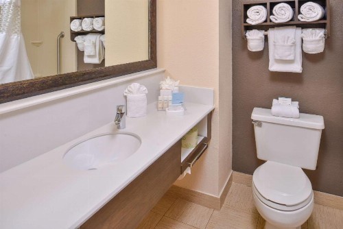 Hampton Inn Closest to Universal Orlando - image 23