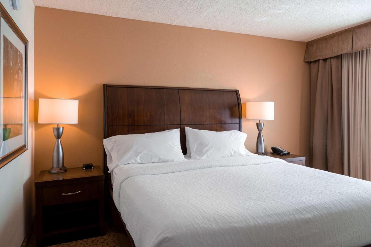 Hilton Garden Inn Orlando East - UCF Area - image 7