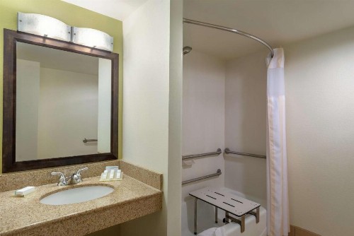 Hilton Garden Inn Orlando East - UCF Area - image 9