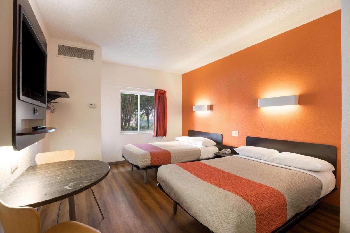 Motel 6-Orlando FL - International Dr - image 4
