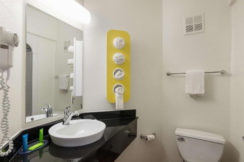 Motel 6-Orlando FL - International Dr - image 6