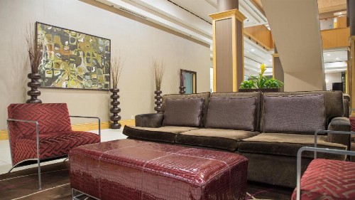 The Florida Hotel & Conference Center in the Florida Mall - image 12