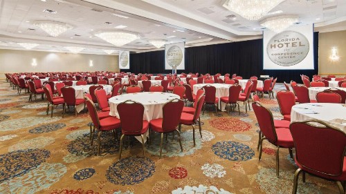 The Florida Hotel & Conference Center in the Florida Mall - image 25