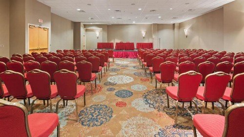 The Florida Hotel & Conference Center in the Florida Mall - image 27