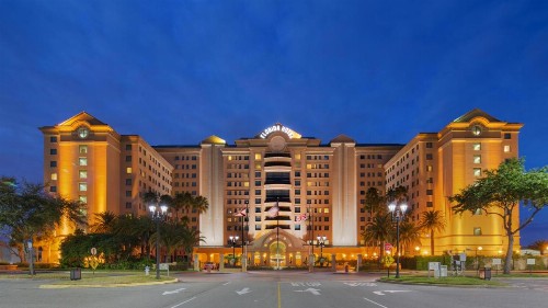 The Florida Hotel & Conference Center in the Florida Mall - image 7