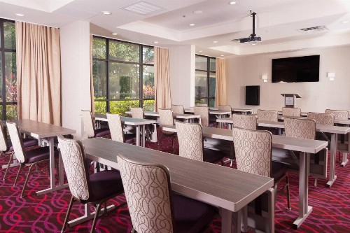 Delta Hotels by Marriott Orlando Lake Buena Vista - image 12