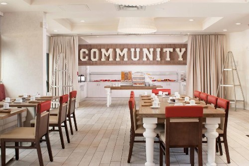 Delta Hotels by Marriott Orlando Lake Buena Vista - image 15