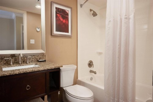 Delta Hotels by Marriott Orlando Lake Buena Vista - image 7