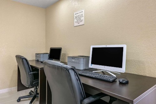 Clarion Inn International Drive - image 28