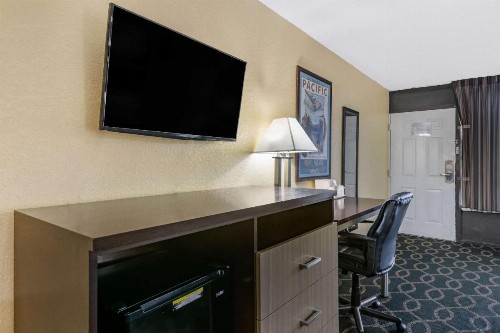 Clarion Inn International Drive - image 8