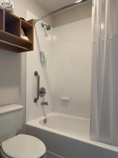 Red Roof Inn PLUS+ Orlando - Convention Center / Int'l Dr - image 16