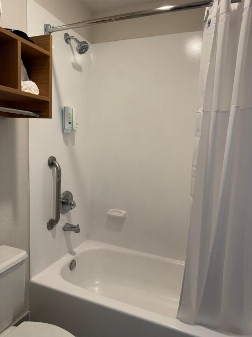 Red Roof Inn PLUS+ Orlando - Convention Center / Int'l Dr - image 36