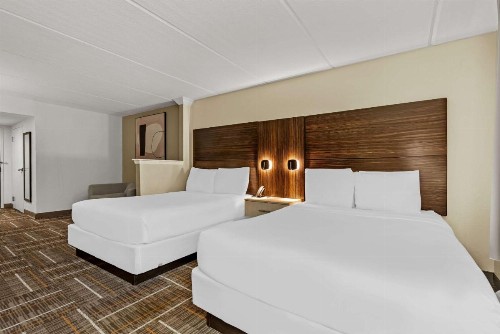 Best Western Airport Inn & Suites - image 16