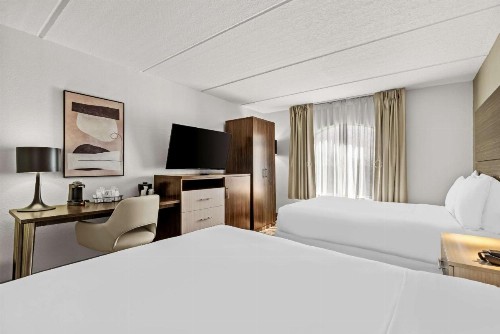 Best Western Airport Inn & Suites - image 20