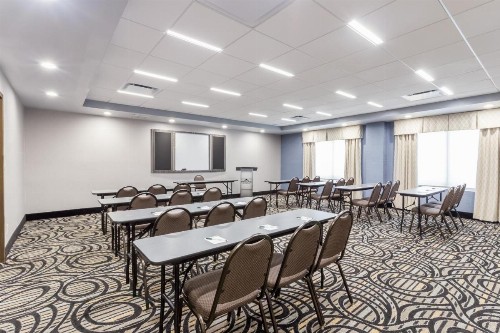 Wingate by Wyndham - Universal Studios and Convention Center - image 37