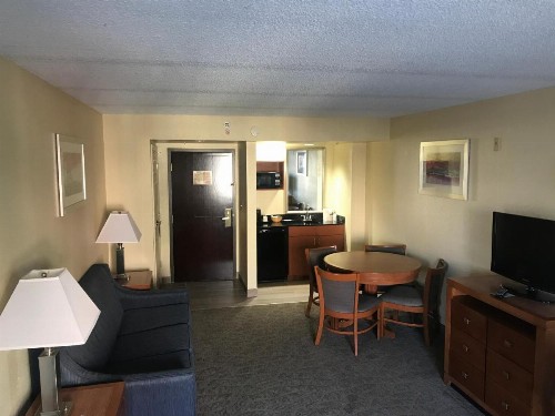 Wingate by Wyndham - Universal Studios and Convention Center - image 45