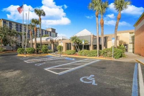 Floridian Express International Drive - image 16