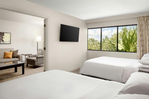 Sheraton Suites Orlando Airport Hotel - image 34
