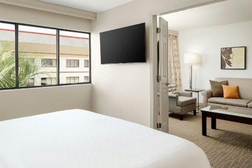 Sheraton Suites Orlando Airport Hotel - image 39