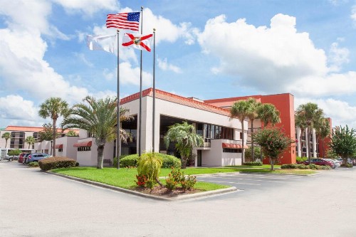 Grand Hotel Orlando at Universal Blvd - image 2