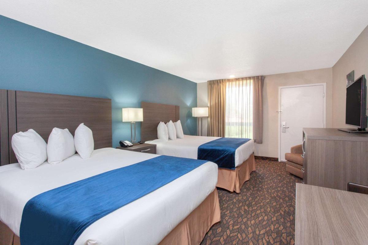 Grand Hotel Orlando at Universal Blvd - image 3